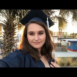 Meet your Posher, Jacqueline